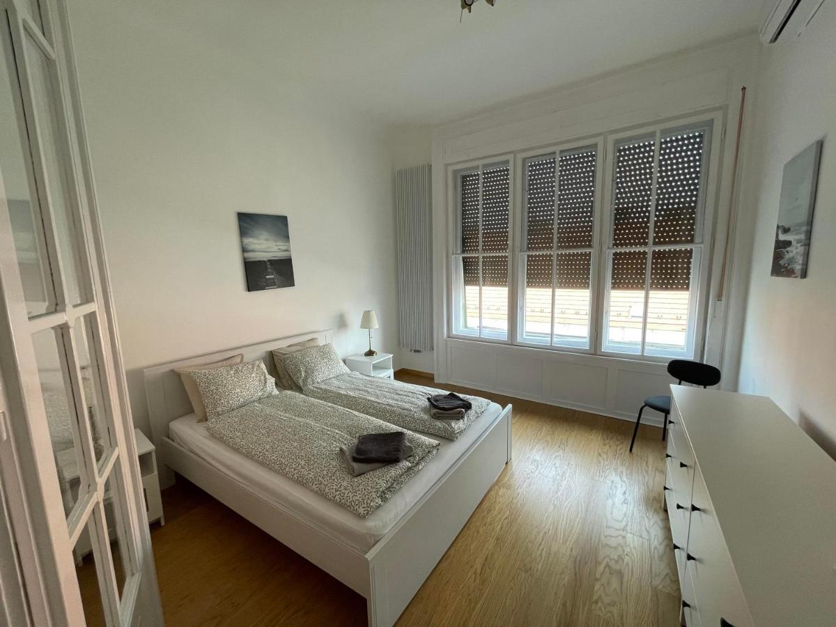City Center 1, Cozy 2Br In The City Center! Boedapest Buitenkant foto