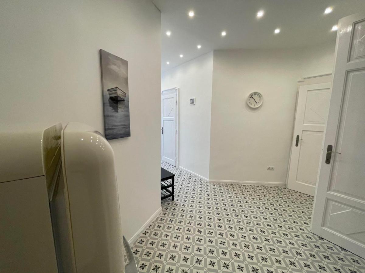 City Center 1, Cozy 2Br In The City Center! Boedapest Buitenkant foto