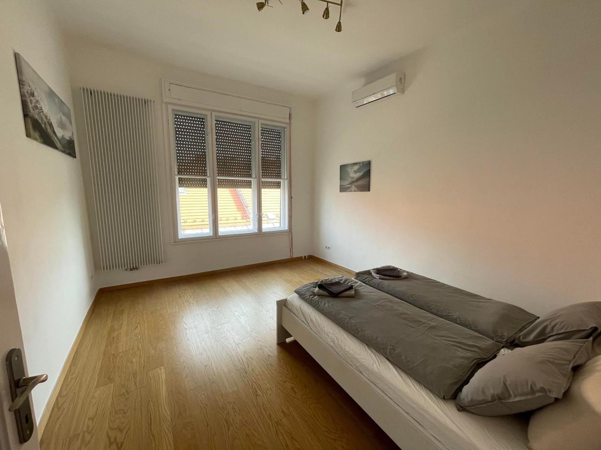 City Center 1, Cozy 2Br In The City Center! Boedapest Buitenkant foto